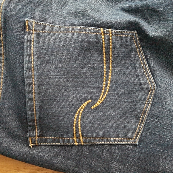 Signature by Levi Strauss Modern Straight Jean Size 10 - Picture 8 of 14